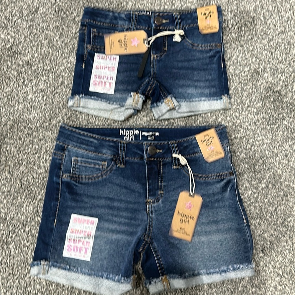 Nwt Hippie Girl midi adj waistband super soft stretch short. Sizes 4, 5, 10, 14